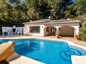 Отель Holiday Home Amadorio  Бенитачель